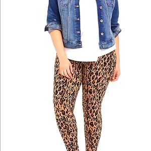 - Torrid Leopard Leggings